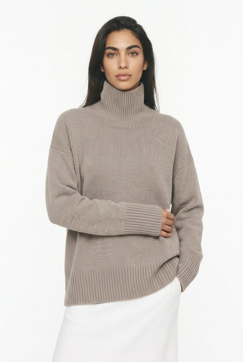 Women's Oversized Roll-Neck Jumper – Ribbed Chunky Knit Jumper