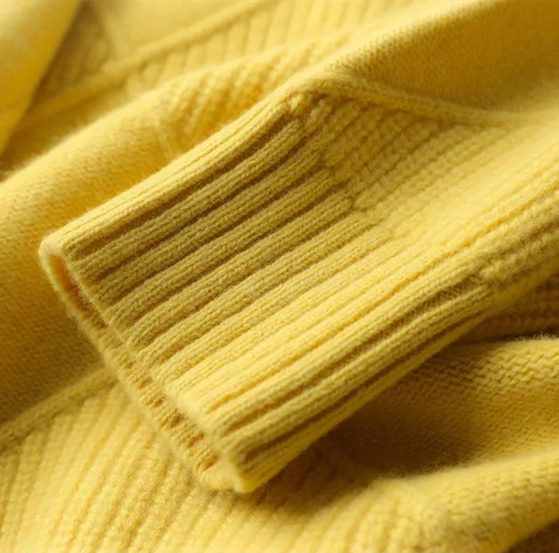 Women's Chunky Knit Roll Neck Jumper
