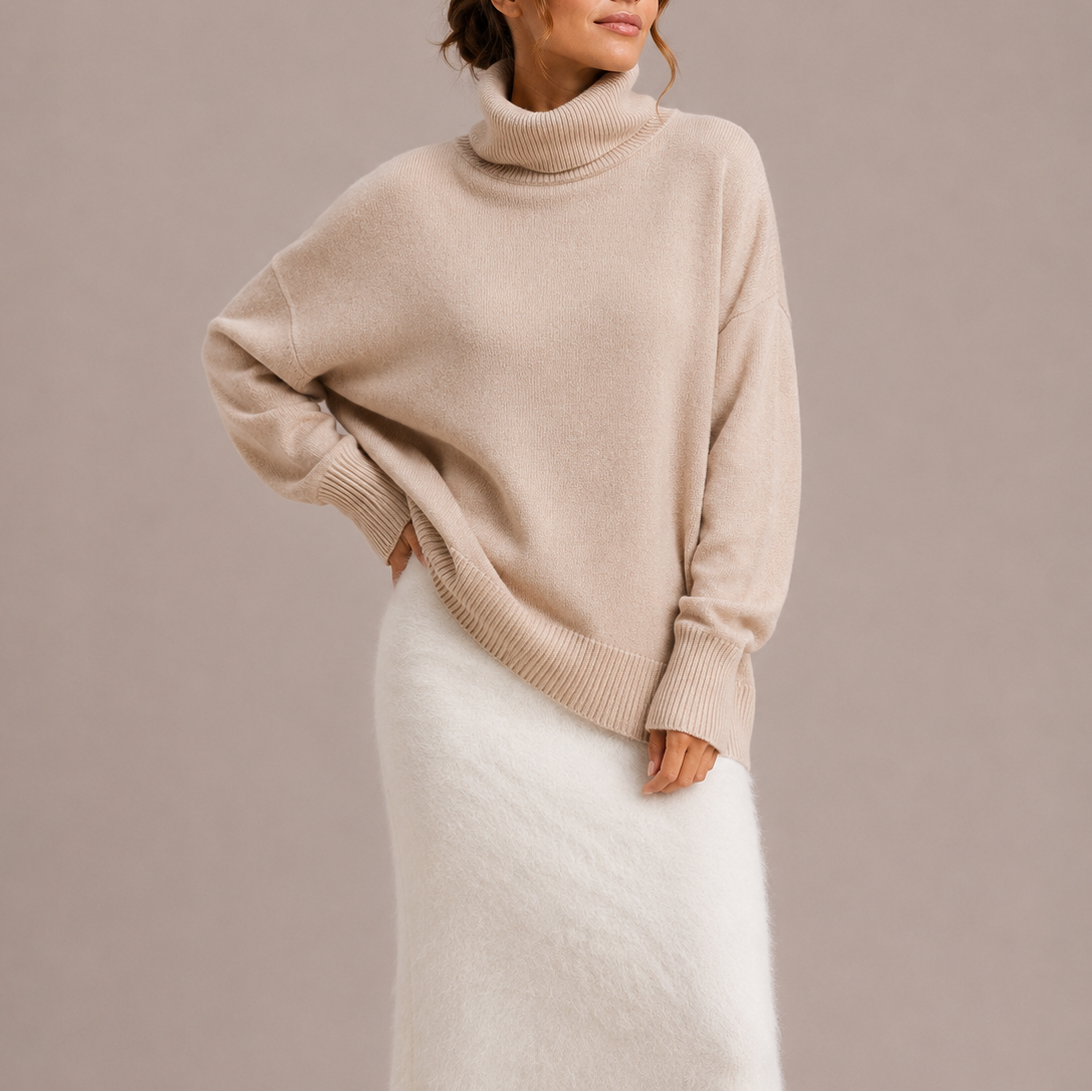 Women's Oversized Turtleneck Jumper – Relaxed Knit Sweater