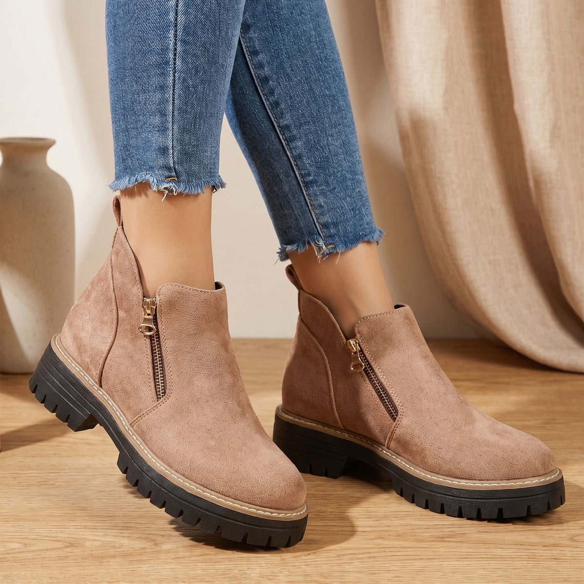 Women's Waterproof Ankle Boots Lugged Sole