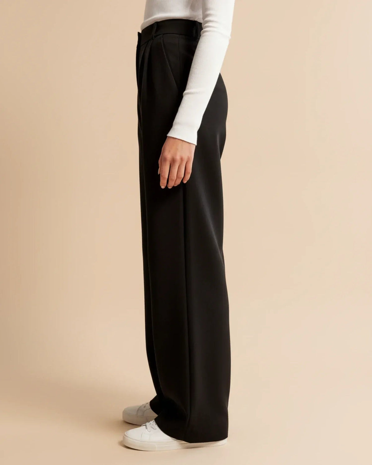 Women's Wide Leg Trousers – Pleated High-Waist Tailored