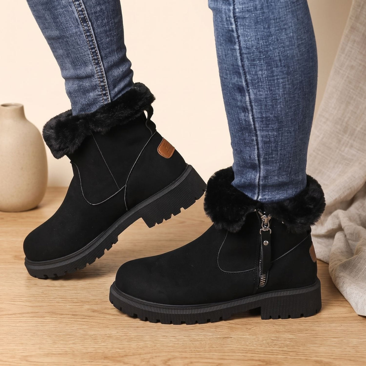 Women's Waterproof Ankle Boots Lugged Sole – Black