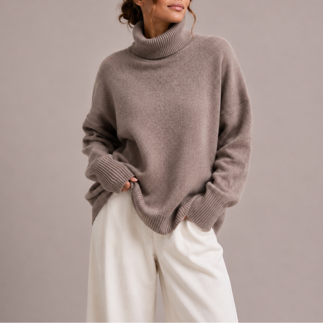 Women's Oversized Turtleneck Jumper – Relaxed Knit Sweater