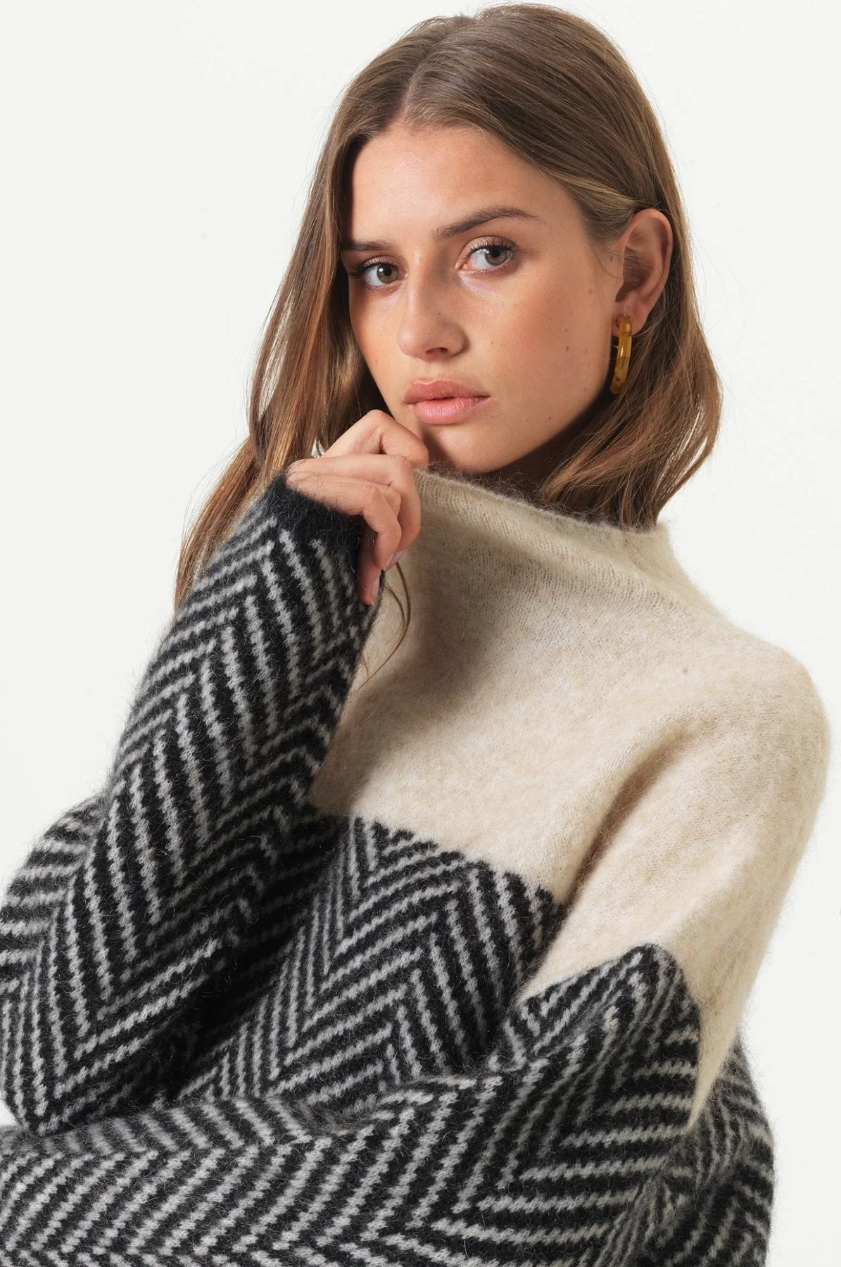 Women's Chevron Turtleneck Jumper – Colour Block Funnel Neck