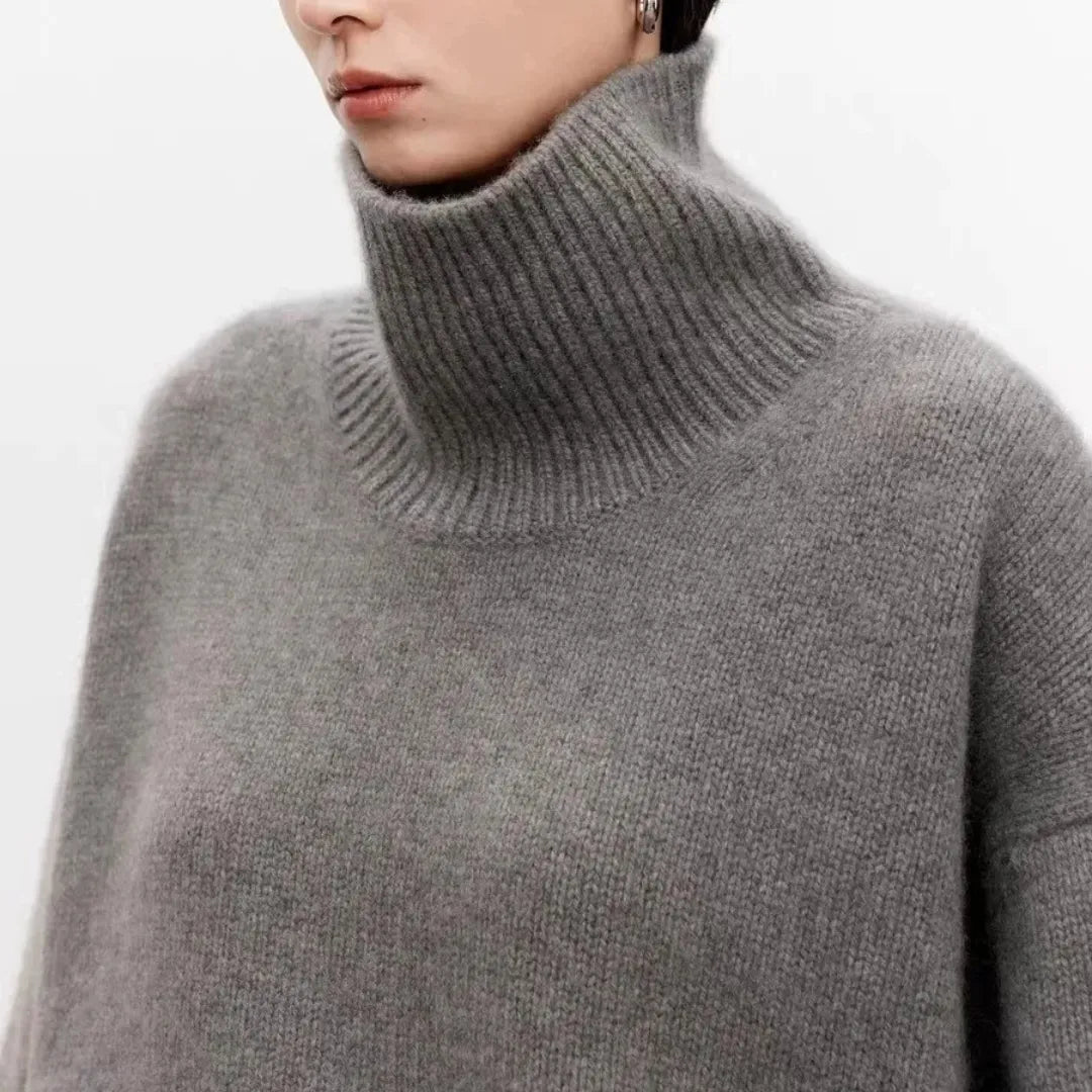 Women's Oversized Roll-Neck Jumper – Ribbed Chunky Knit Jumper
