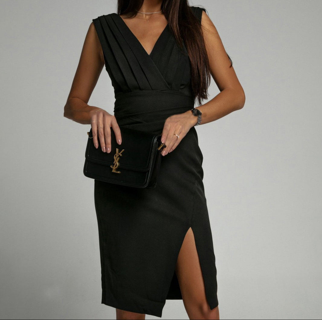 Women's Red Pleated V-Neck Midi Dress – Fitted Split