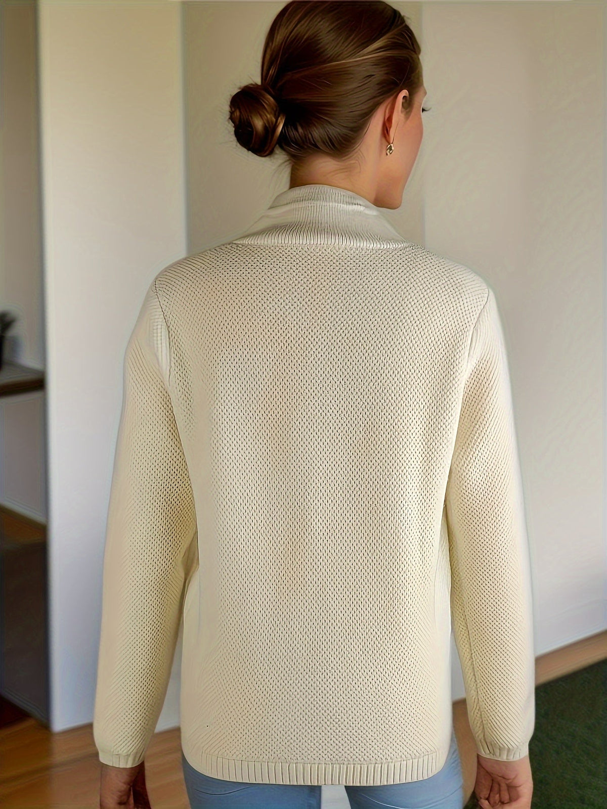 Women's Textured Knit Cardigan – Stand Collar Button Front