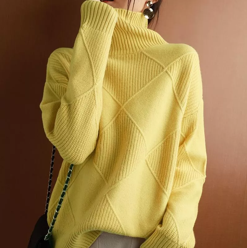 Women's Chunky Knit Roll Neck Jumper