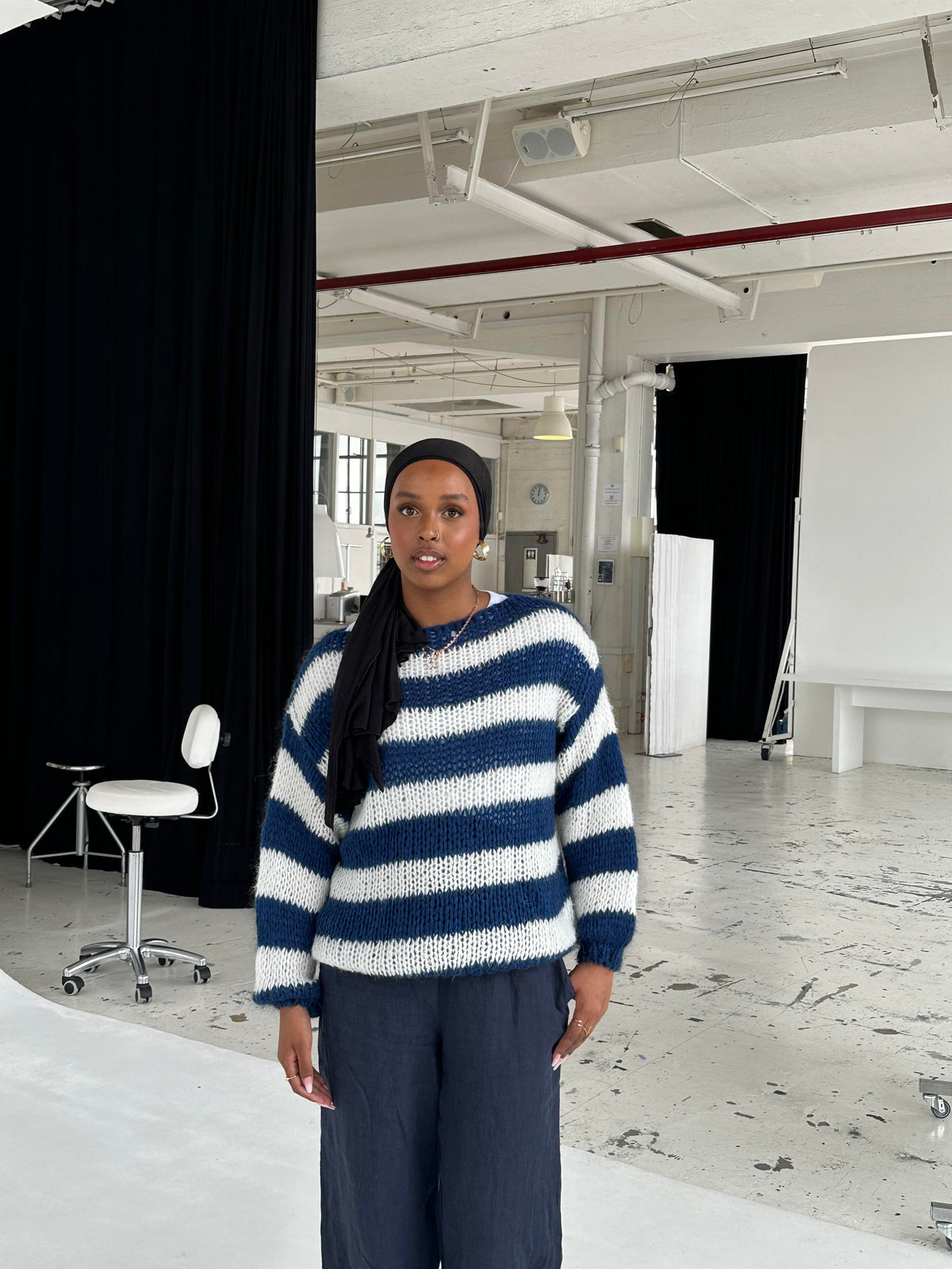 Women's Striped Oversized Jumper – Chunky Knit Crew Neck