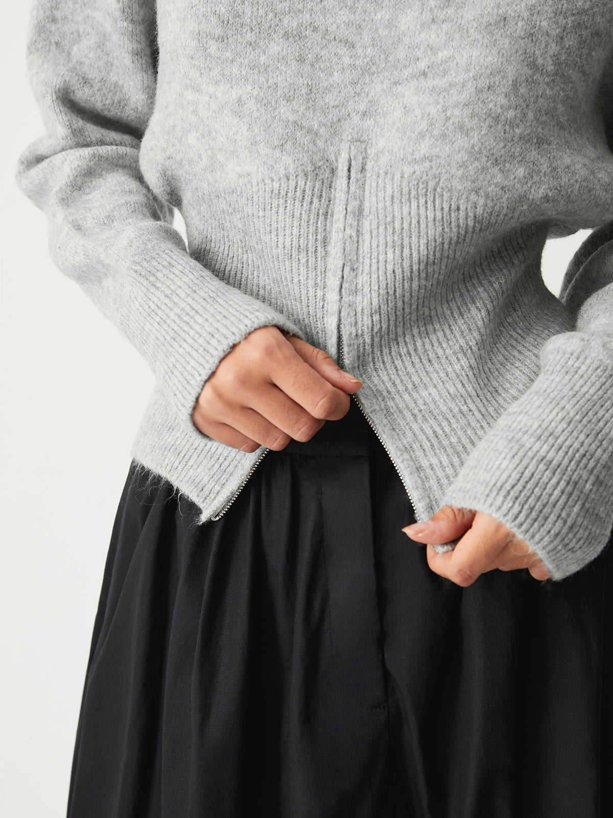 Women's Grey Half Zip Knit Jumper – Fitted Waist Ribbed Hem