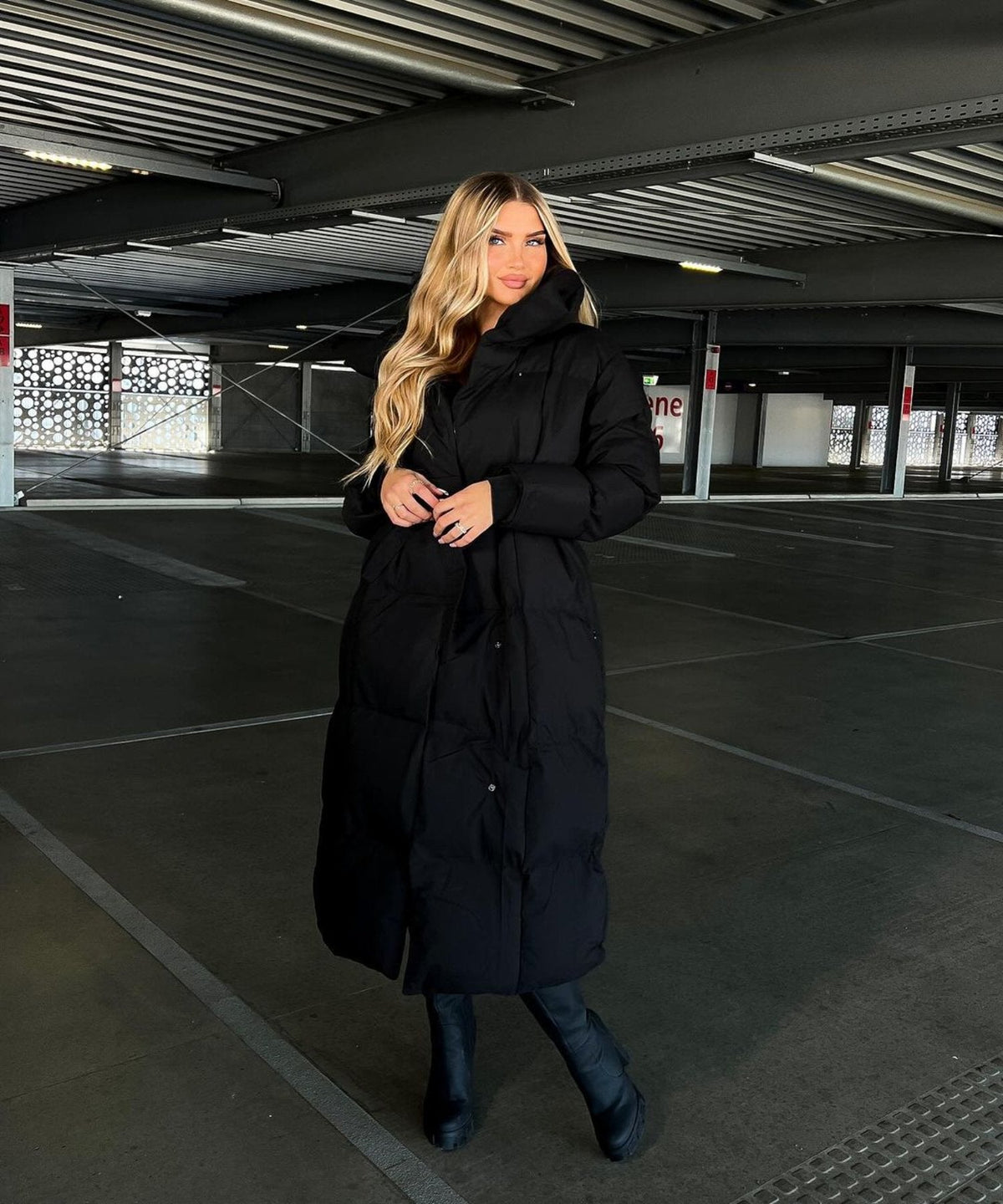 Women's Longline Puffer Coat – Oversized Collar Quilted Jacket