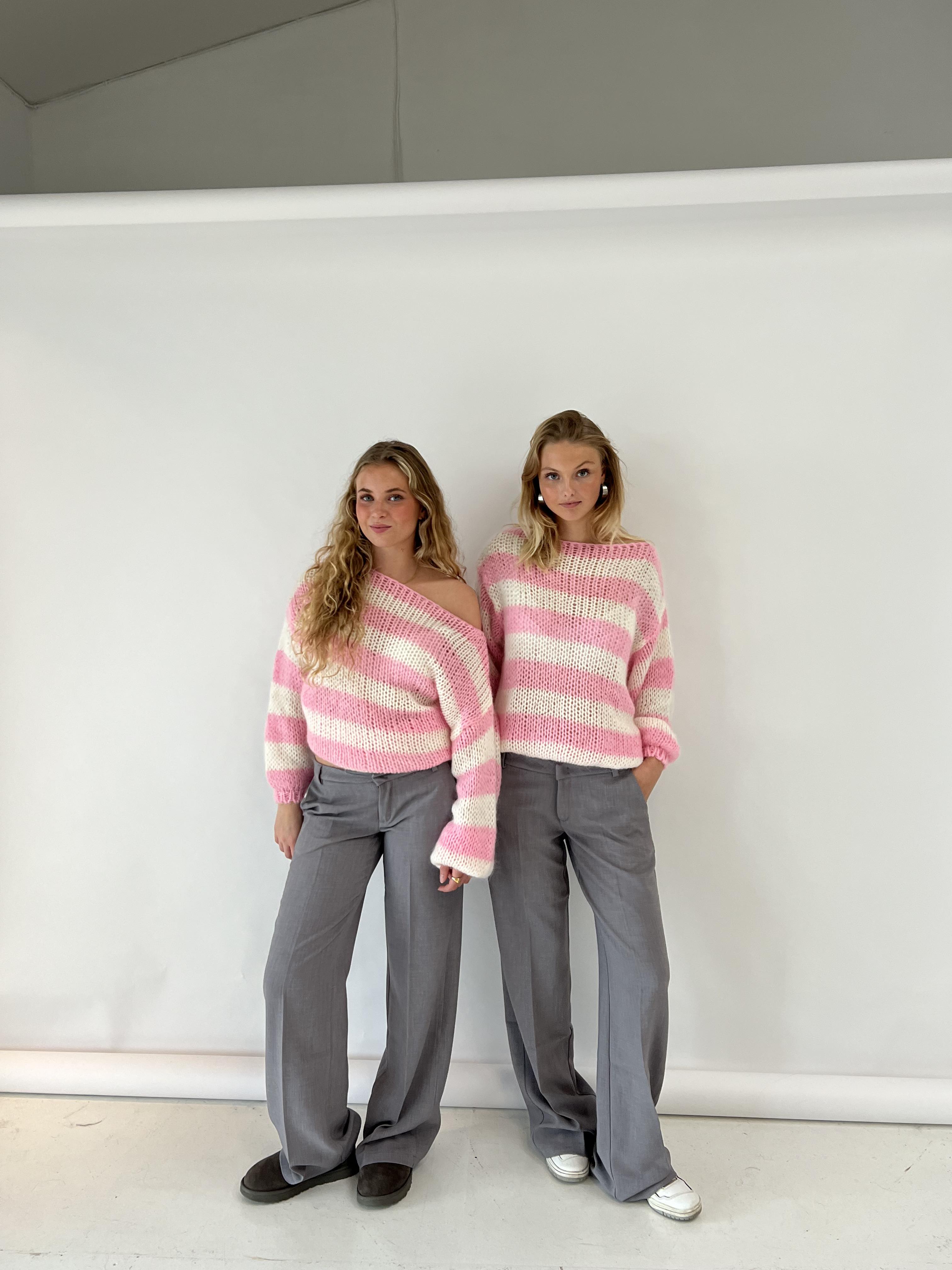 Women's Striped Oversized Jumper – Chunky Knit Crew Neck