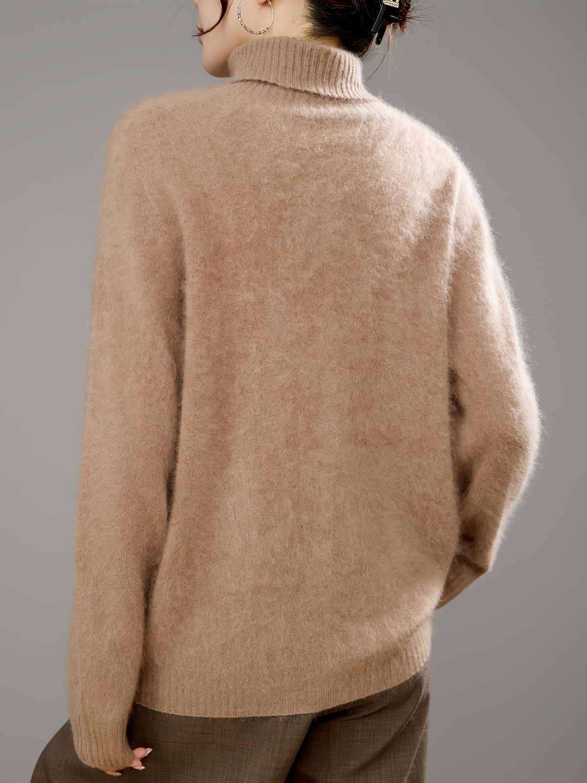 Women's Brushed Soft Turtleneck Jumper – Wool Blend Knit